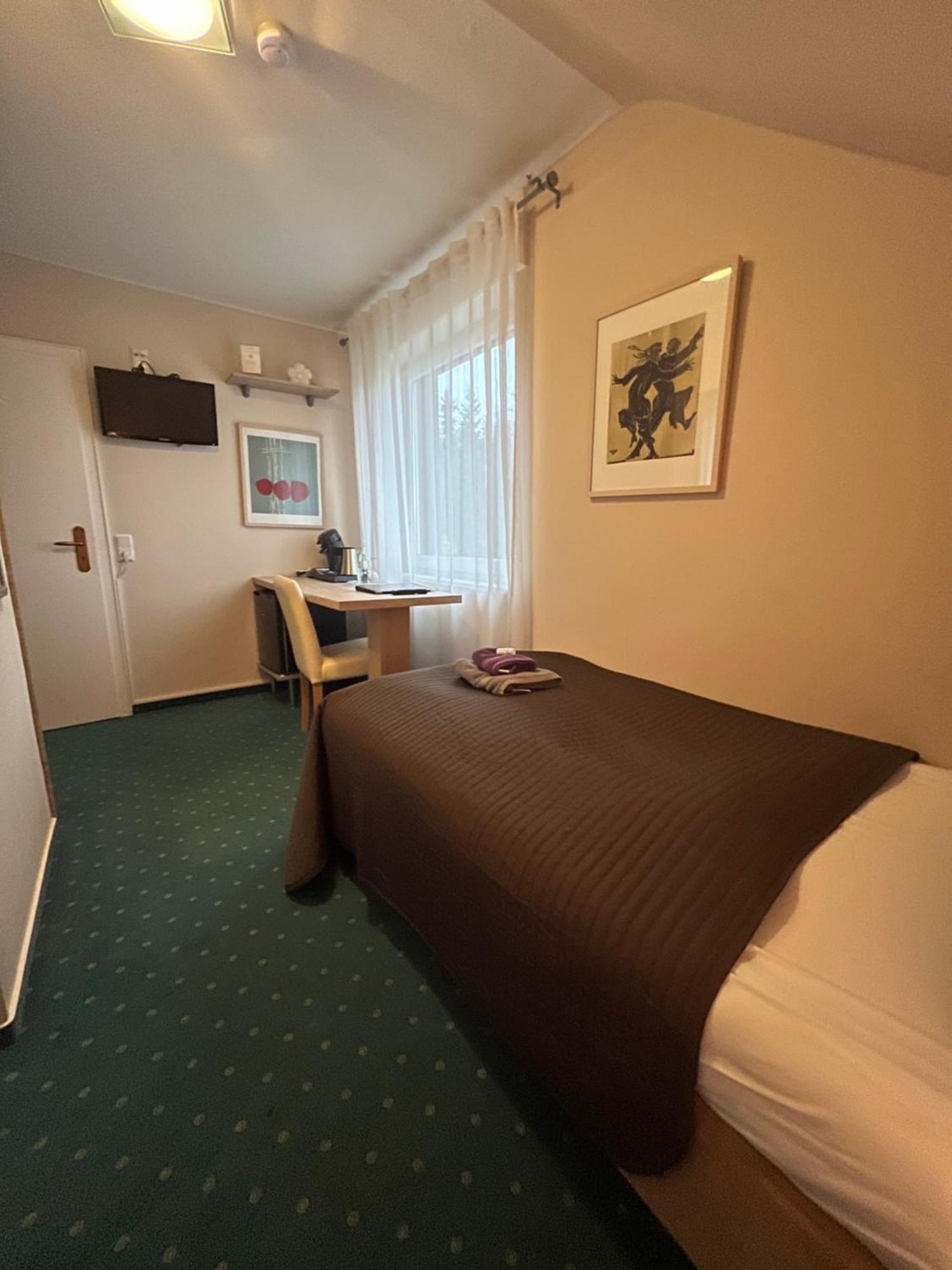 Hotel Sonnenhof Merzig Εξωτερικό φωτογραφία